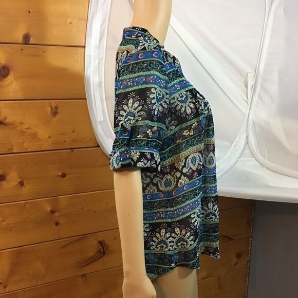 Love ❤️ Tree 🌲 Woman’s Blouse S NWOT - Picture 2 of 7